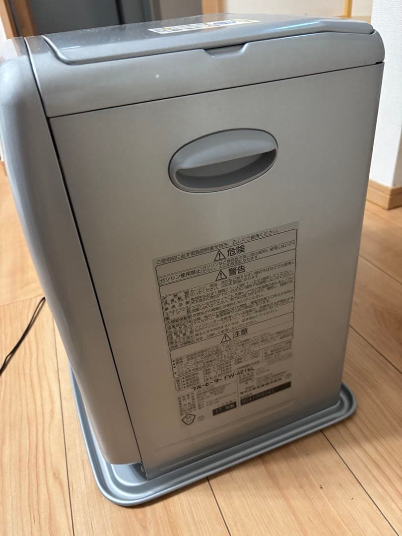 ダイニチFW-4616L石油ファンヒーター シルバー