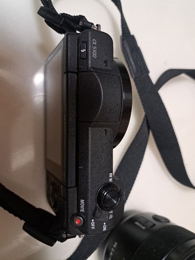 SONY α5100 ミラーレス一眼カメラ【美品】