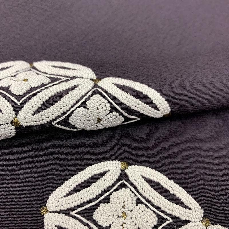 512mh52〇相良刺繍 付下げ やや身幅広め 七宝文 黒紫 シンプル〇美品