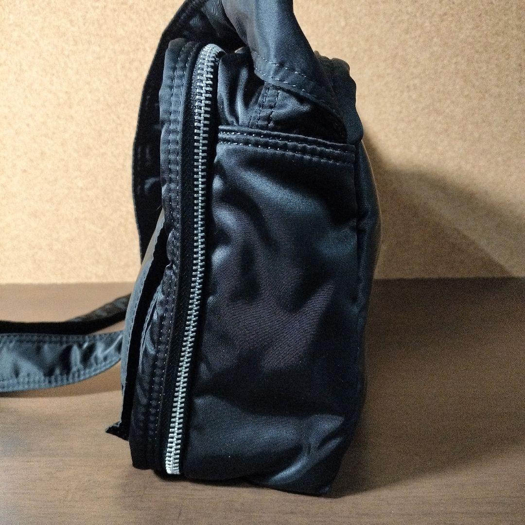 美品 PORTER ショルダーバッグ タンカー ブラック 2層式 Lサイズ