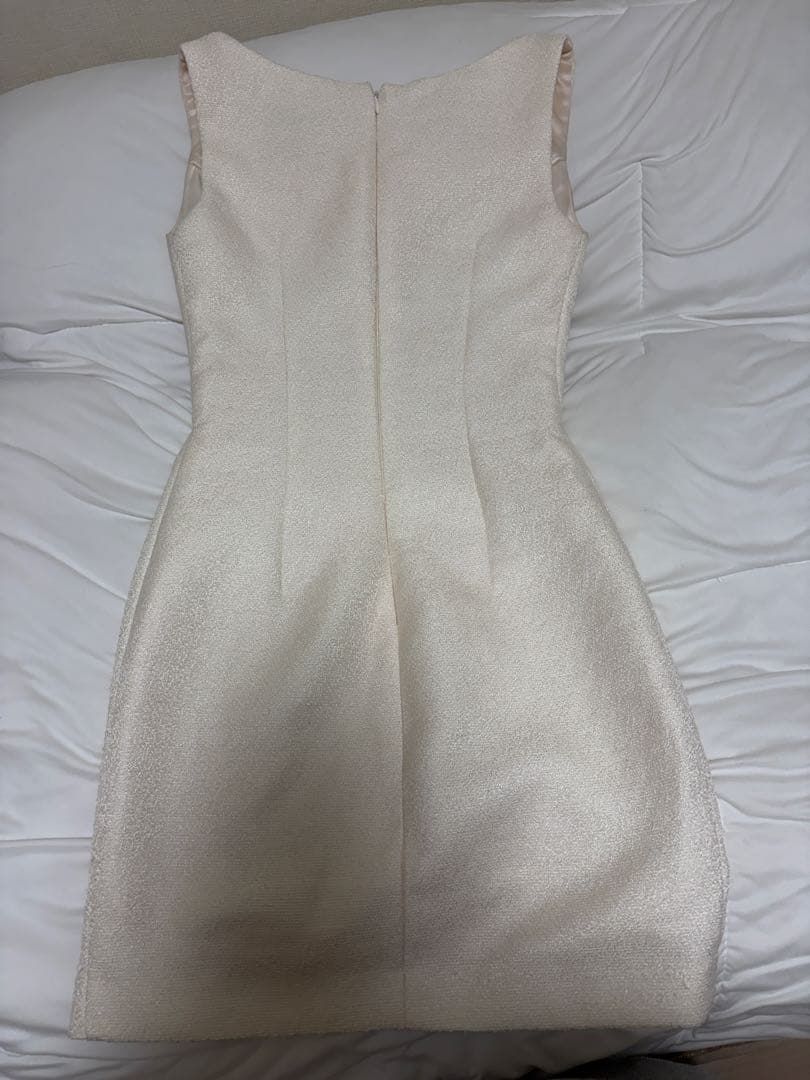 アイボリー タイトフィットミニドレス