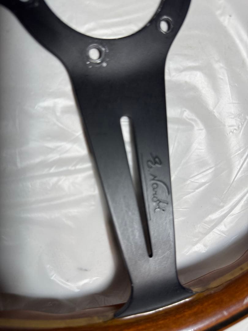 ナルディ ウッド ブラックスポーク ホーンボタン付ステアリングホイール　当時物