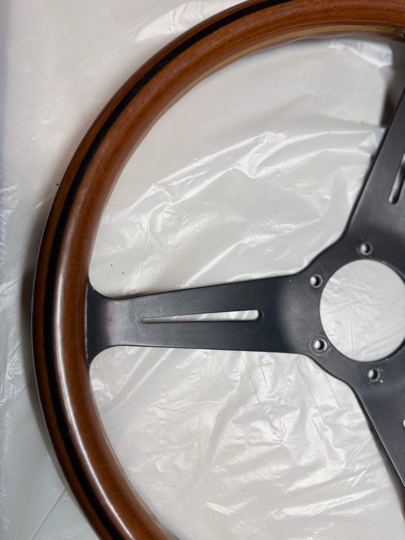 ナルディ ウッド ブラックスポーク ホーンボタン付ステアリングホイール　当時物