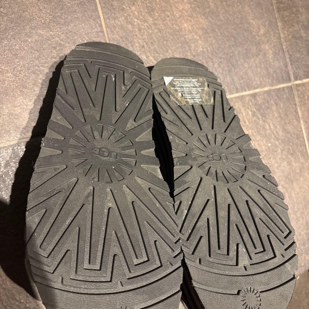 UGGサンダル　28センチ