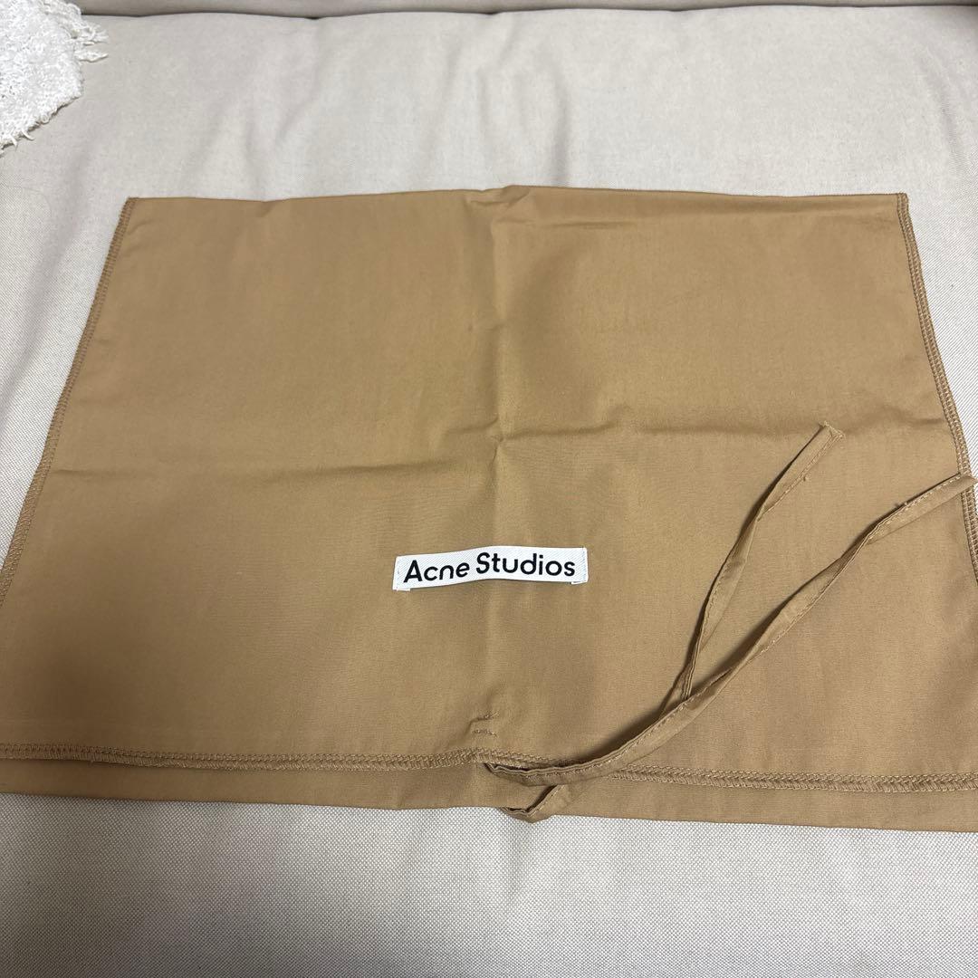 Acne Studios 長袖Tシャツ STOCKHOLM 1996