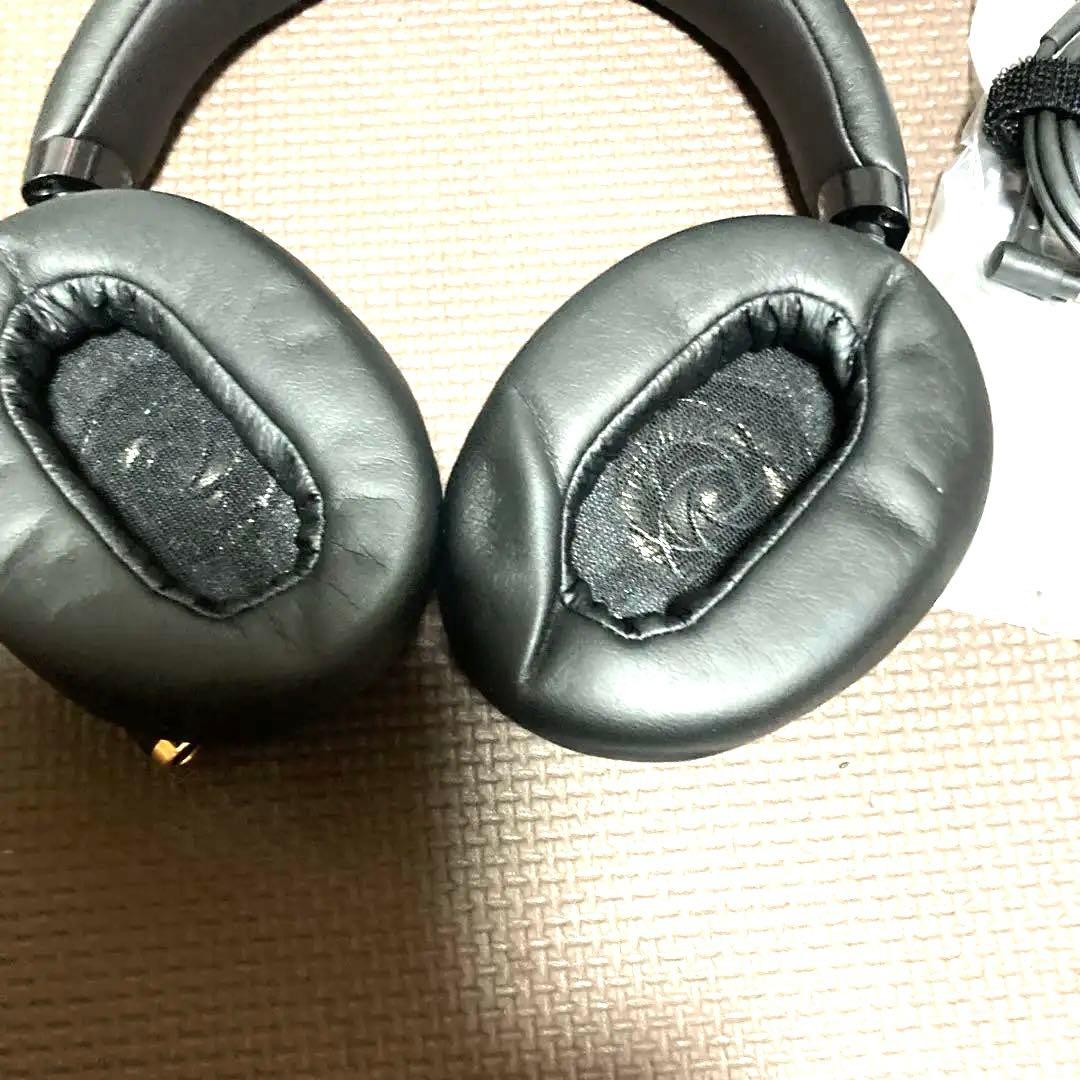 【ほぼ未使用品】ソニー MDR-1AM2-B ステレオヘッドホン ブラック、