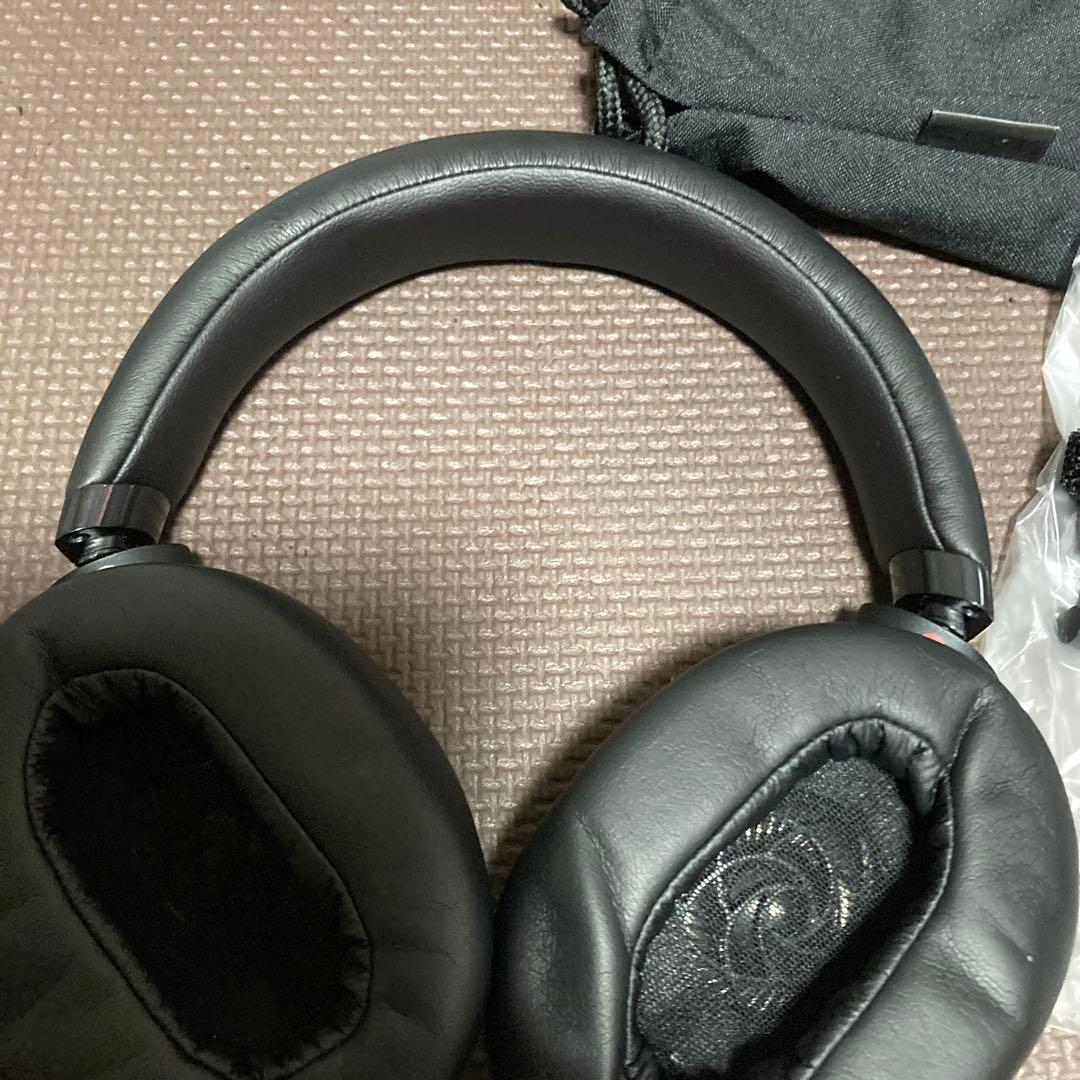 【ほぼ未使用品】ソニー MDR-1AM2-B ステレオヘッドホン ブラック、