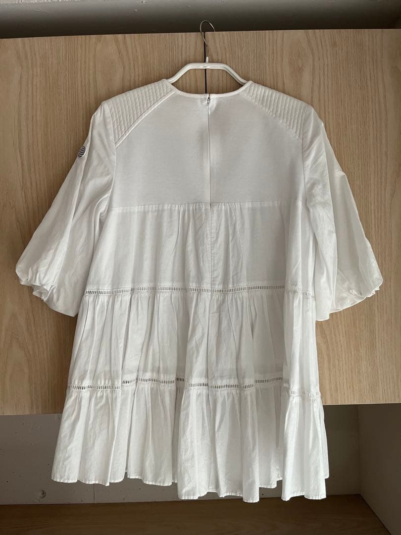 ホワイトティアードチュニック 半袖