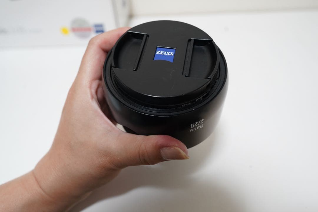 Zeiss Batis 2/25 単焦点レンズ