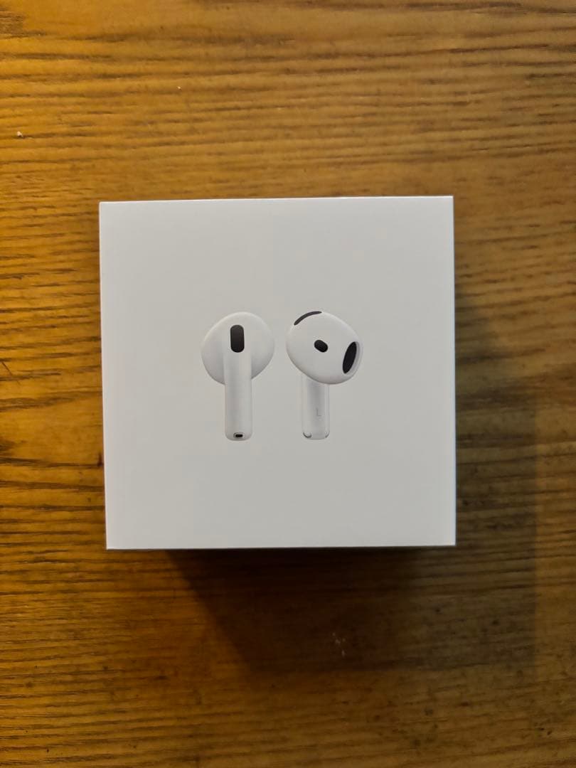 Sebastian用　AirPods 4 エアポッズ　本体 【新品未開封】
