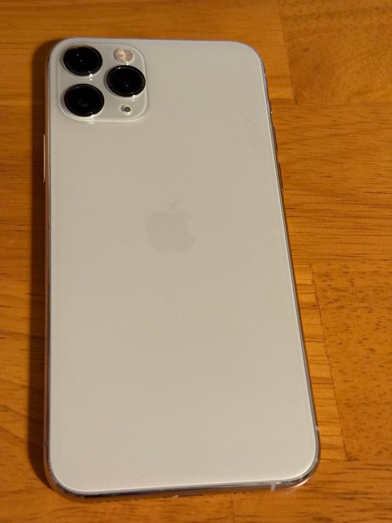 iPhone 11 Pro 256GB シルバー SIMフリー 動作良好