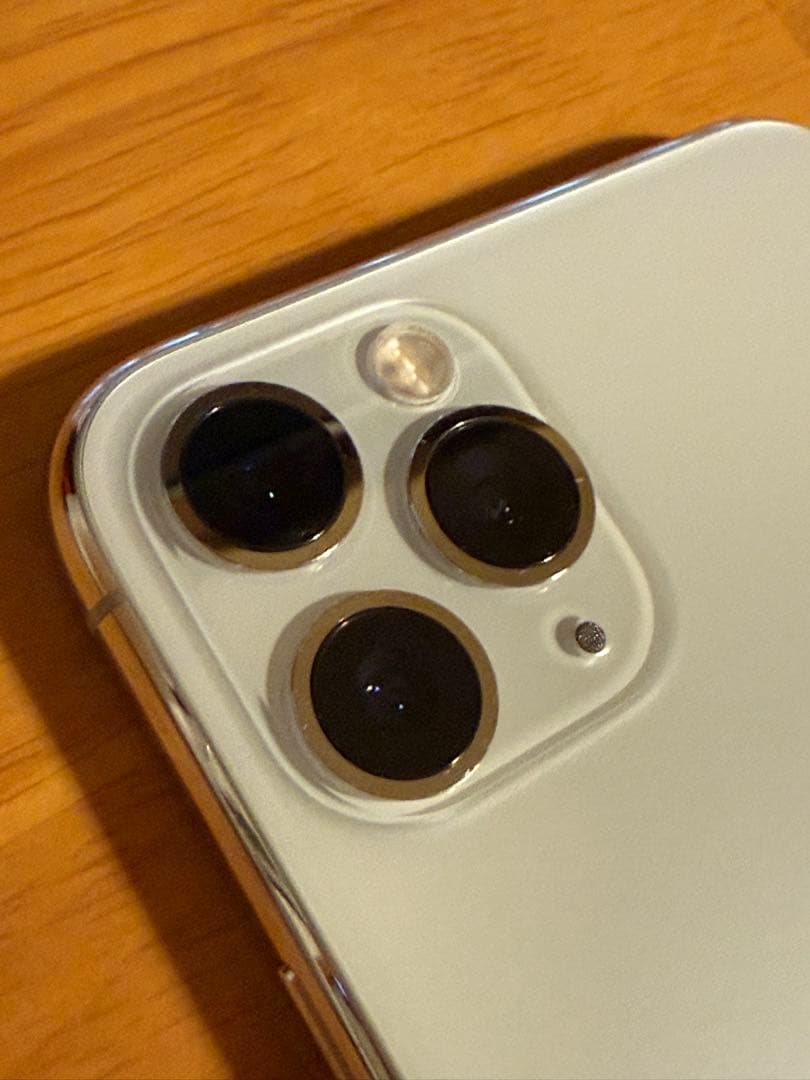 iPhone 11 Pro 256GB シルバー SIMフリー 動作良好