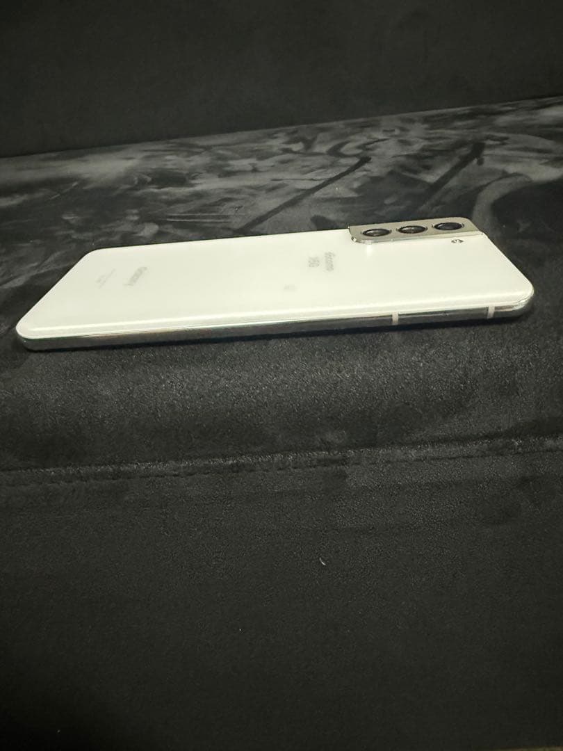 め*り様 Galaxy S21 docomo 5G ホワイト　本体　箱無し