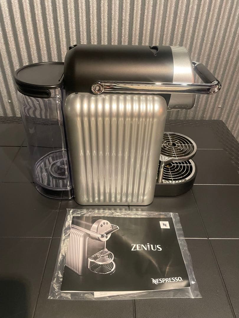 Nespresso Zenius エスプレッソマシン最終値下げ
