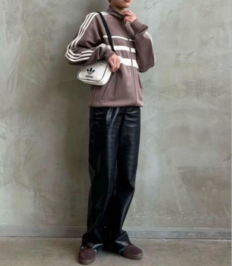 タグ付き【未使用品】販路限定 FIRST TRACKファースト トラック トップ