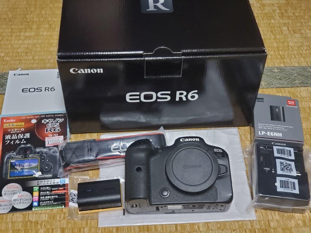 Canon EOS R6 ボディ本体 中古品 LP-E6NH 2個