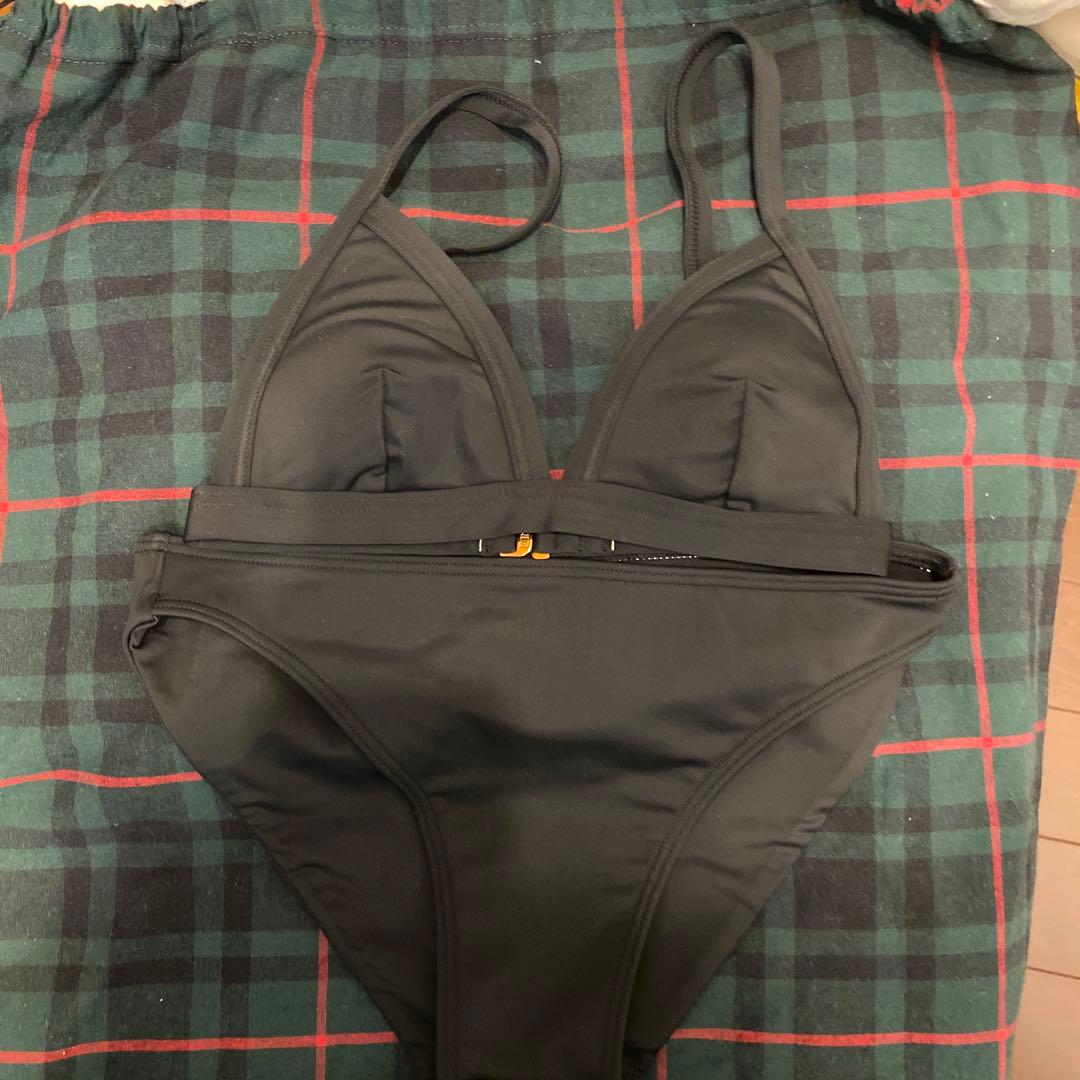 寺田　SISANDI ブラック トップスのみ