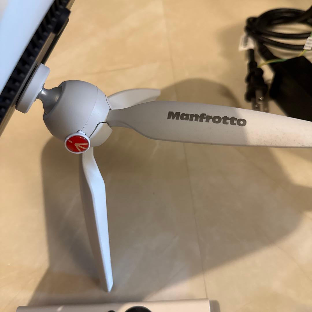 初売り❗️Z6 PolarプロジェクターManfrotto三脚付き