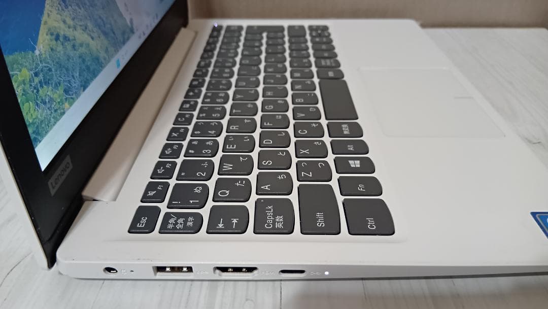 Lenovo Ideapad 120s Celeron　美品