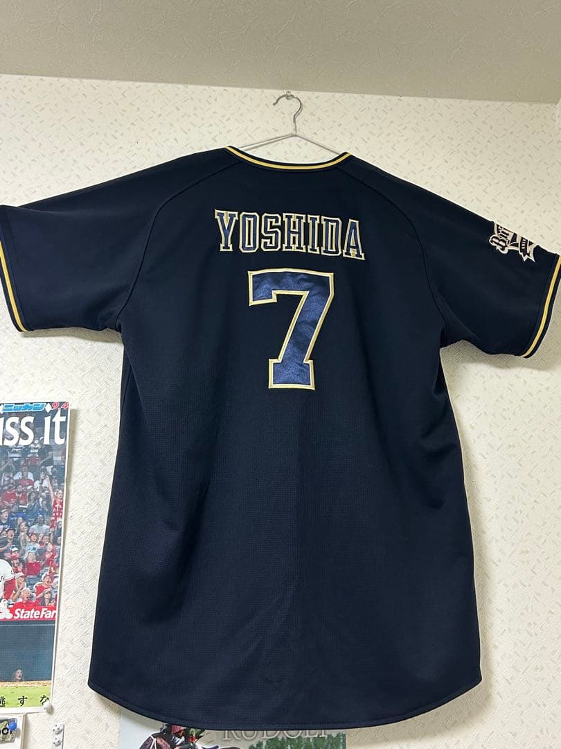 ユニフォーム吉田正尚