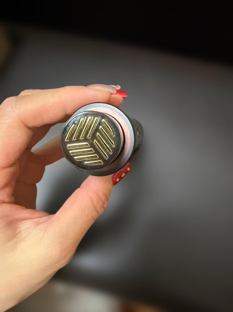 目もと美顔器 The Horuseye EMS RF TP 美容 ゼウス美