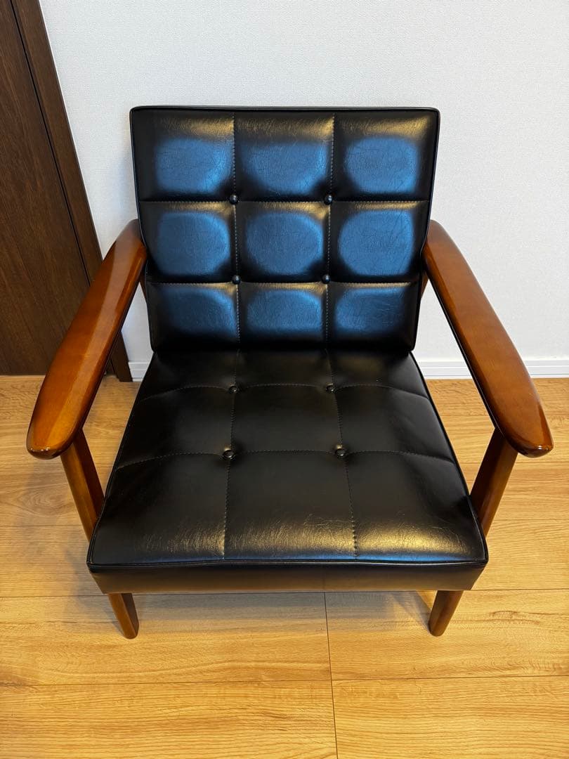 カリモク60 Kチェア 1シーター ブラック ソファ