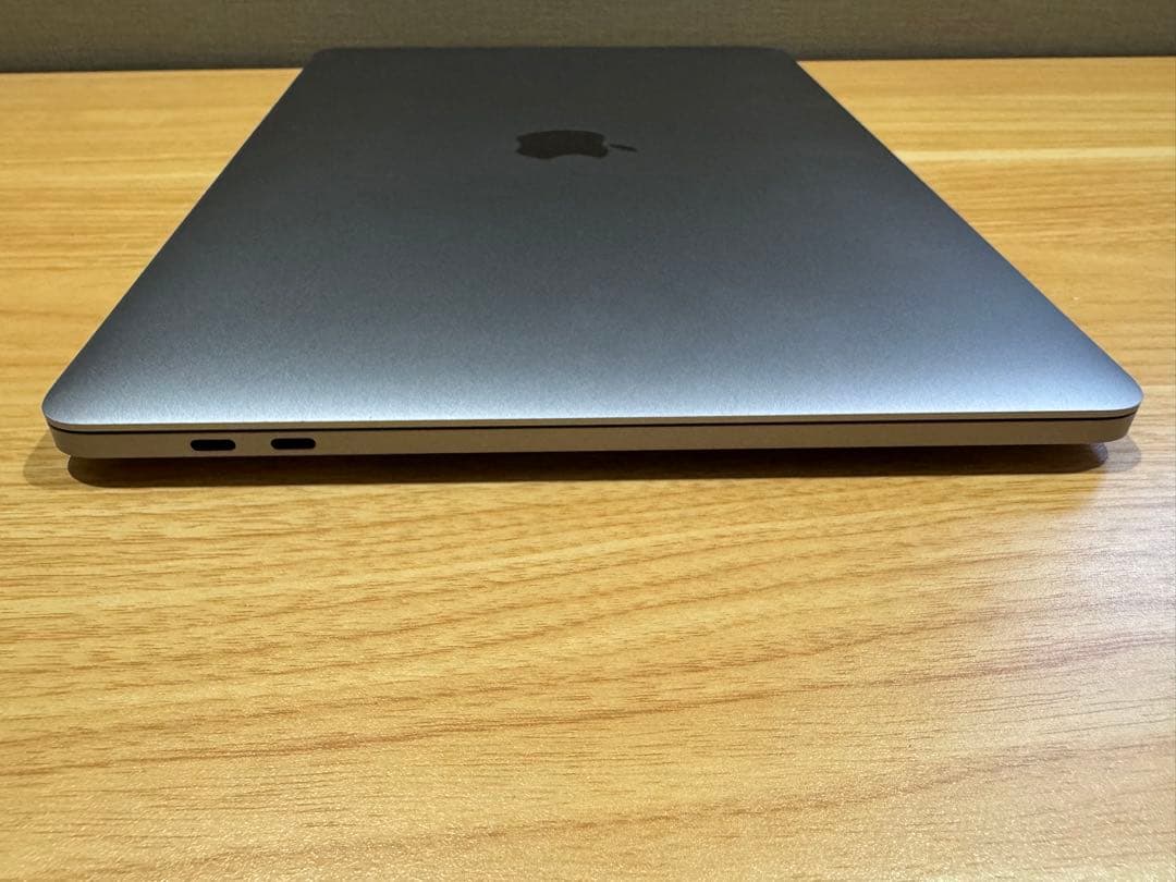 MacBook Pro 13 メモリ16GB SSD512GB corei5