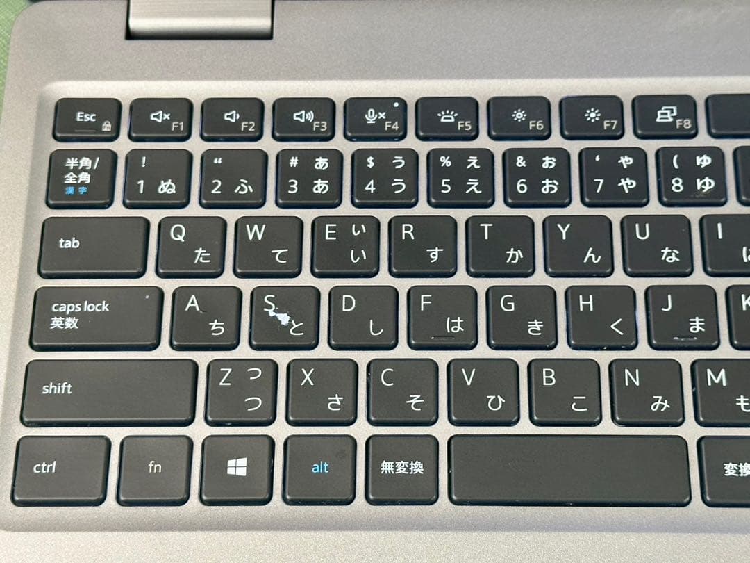 DELL Latitude 5520 ノートPC Core i5 8GB 256