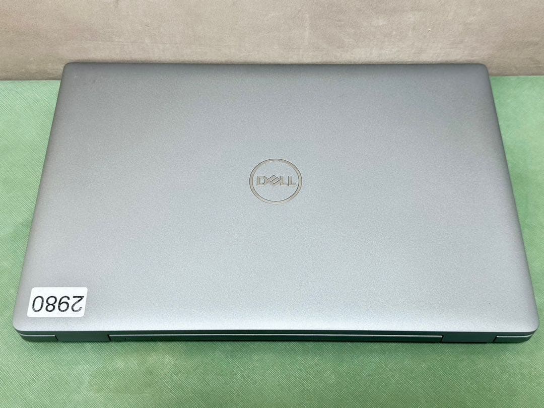 DELL Latitude 5520 ノートPC Core i5 8GB 256