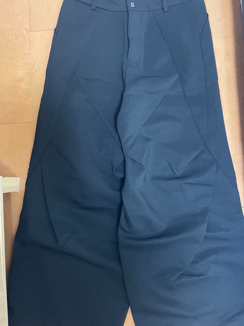 COMMON DIVISOR 変形ワイドスラックス　サイズ3