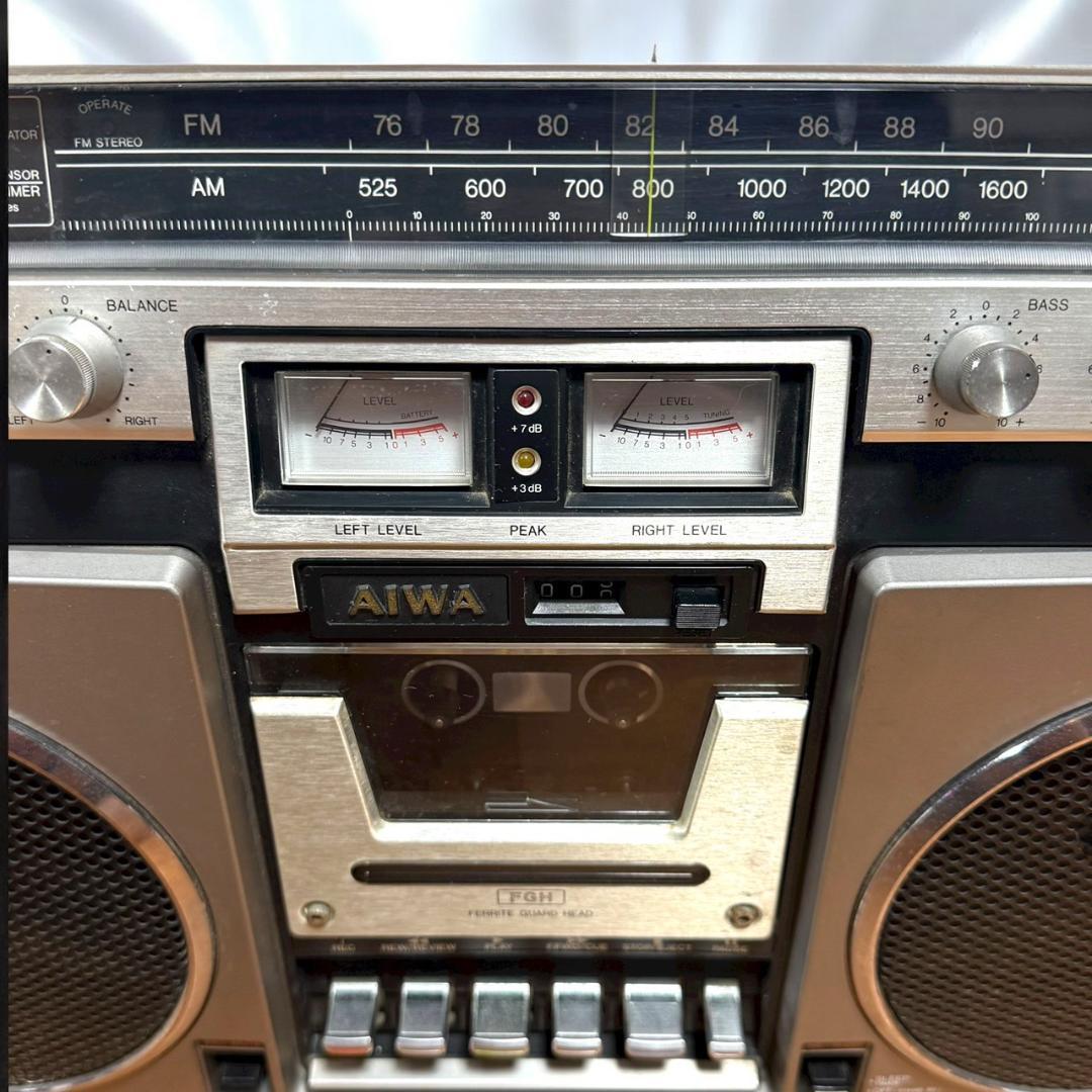 ☆良品 AIWA CS-80 ラジカセ FM AM ラジオ カセットレコーダー