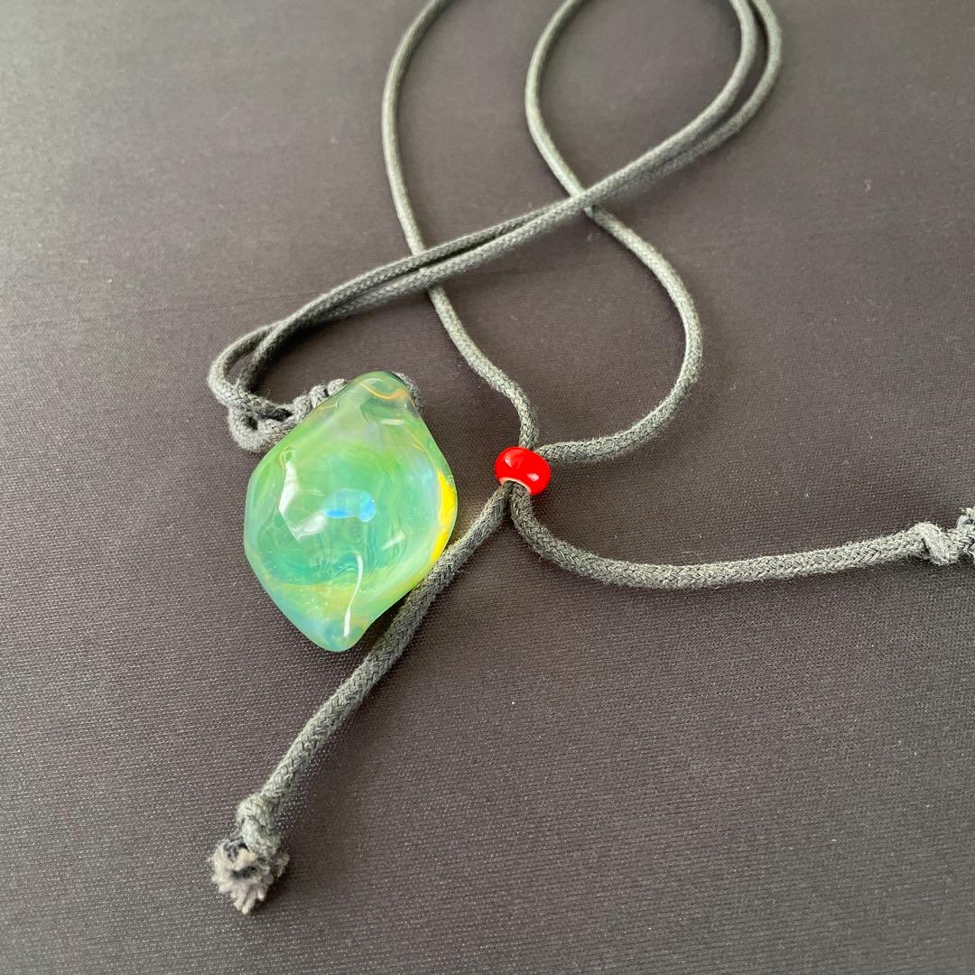 ノーザンライツ　ガラスペンダント