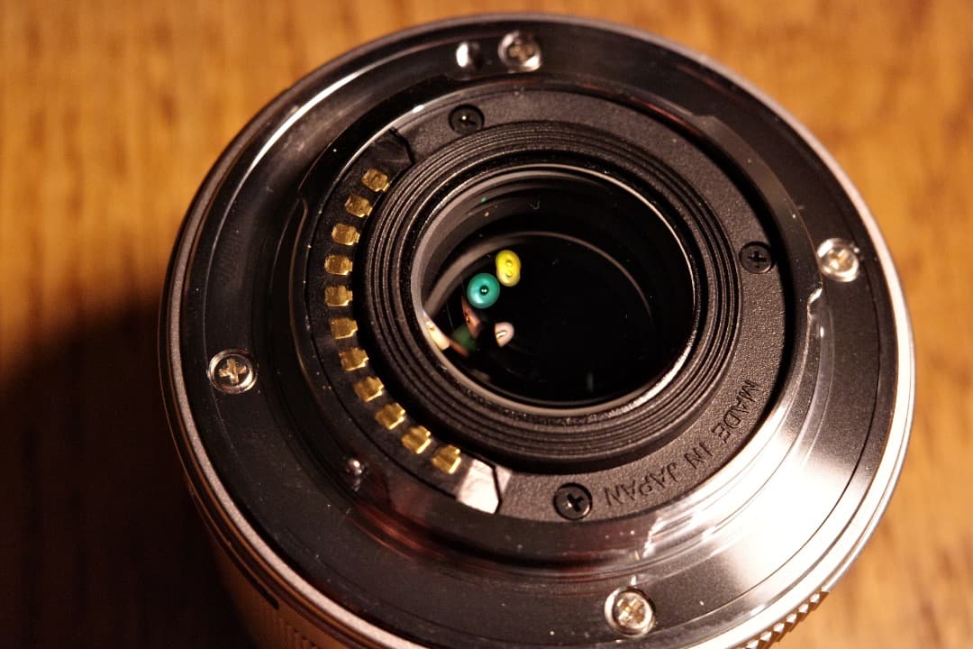 OLYMPUS M.ZUIKO DIGITAL 25mm F1.8 シルバー