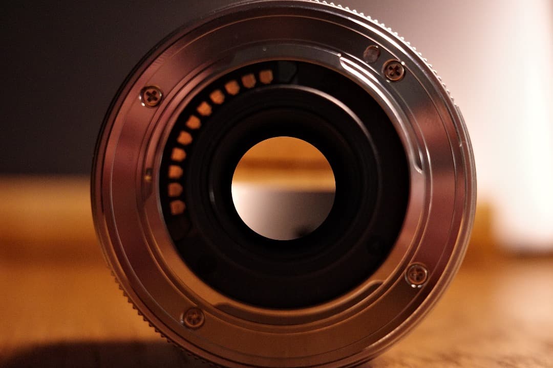 OLYMPUS M.ZUIKO DIGITAL 25mm F1.8 シルバー