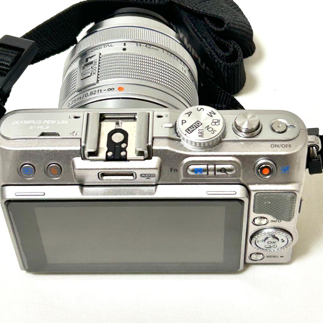 オリンパス PEN E-PL3 ミラーレスカメラ シルバー