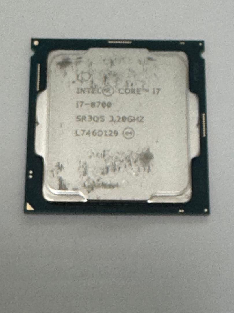 値下げ　Intel Core i7-8700 CPU グリス付き