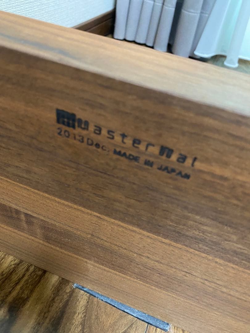 TANI　マスターウォール　クイーンサイズ　ベッドフレーム　ウォールナット