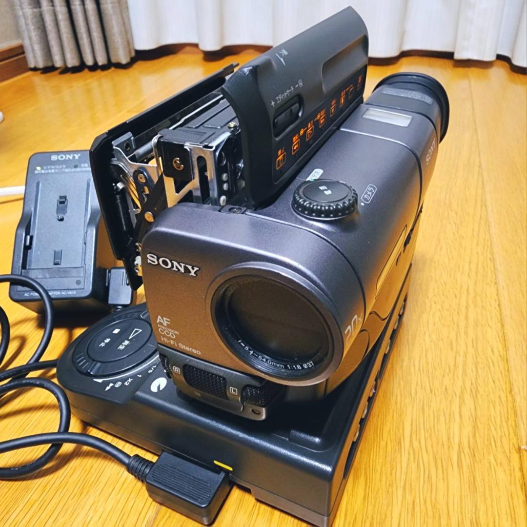 【動作確認済】高画質 SONY Hi8 8ミリ ビデオカメラ ステーションセット