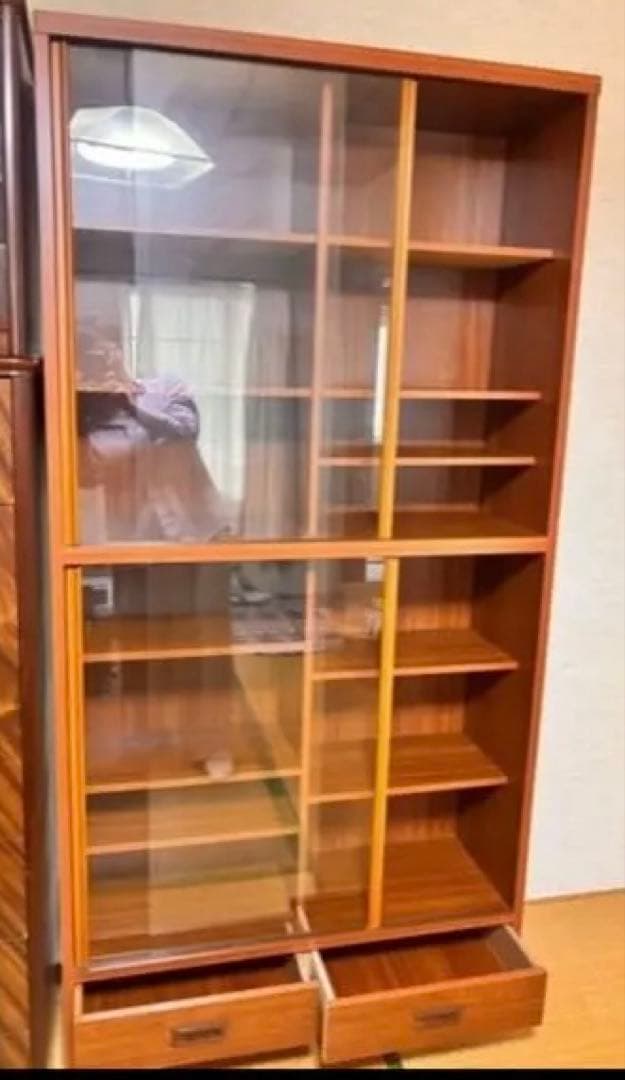 【 処分 格安 美品 】 木製 本棚 ガラス戸 コレクション