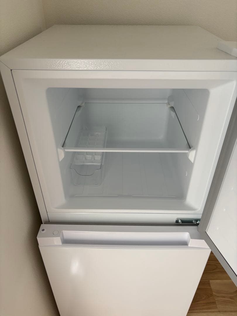 ニコ<2025年製> コンフィー 132L 冷凍冷蔵庫 ★使用期間1ヶ月★