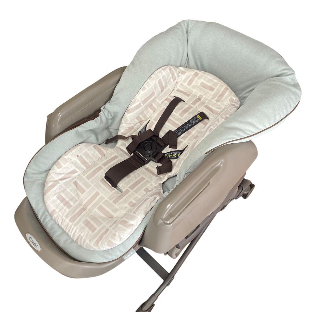 コンビ　ネムリラオートスイング　自動　ハイローチェア　新生児　電動