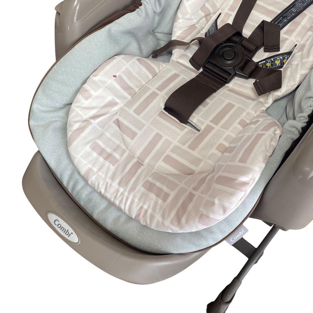 コンビ　ネムリラオートスイング　自動　ハイローチェア　新生児　電動