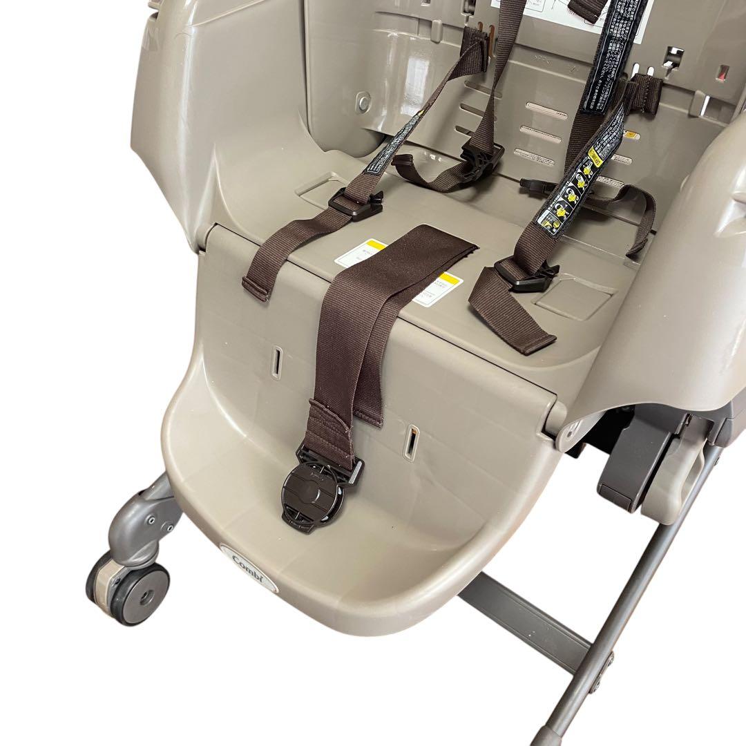 コンビ　ネムリラオートスイング　自動　ハイローチェア　新生児　電動