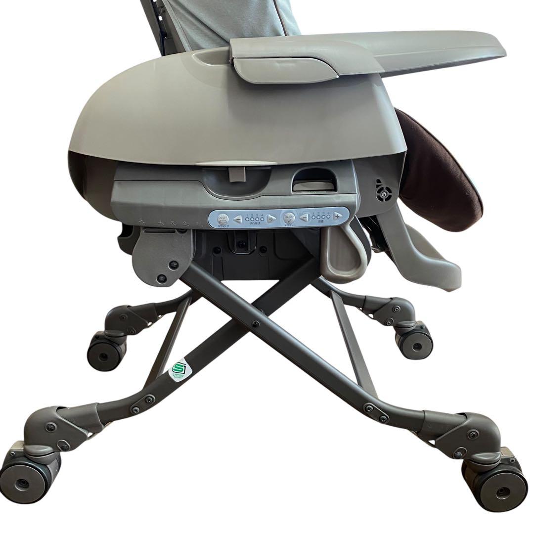 コンビ　ネムリラオートスイング　自動　ハイローチェア　新生児　電動
