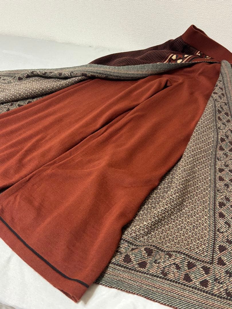 美品✨TAN 即完売品 タン タイルジャガード パンツ ニット