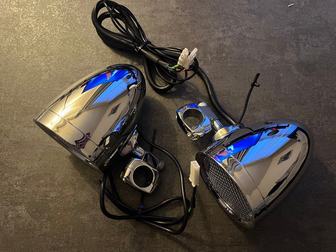 黒*島様 クリアキン　ロードサンダー　スピーカーポッド　by MTX クローム