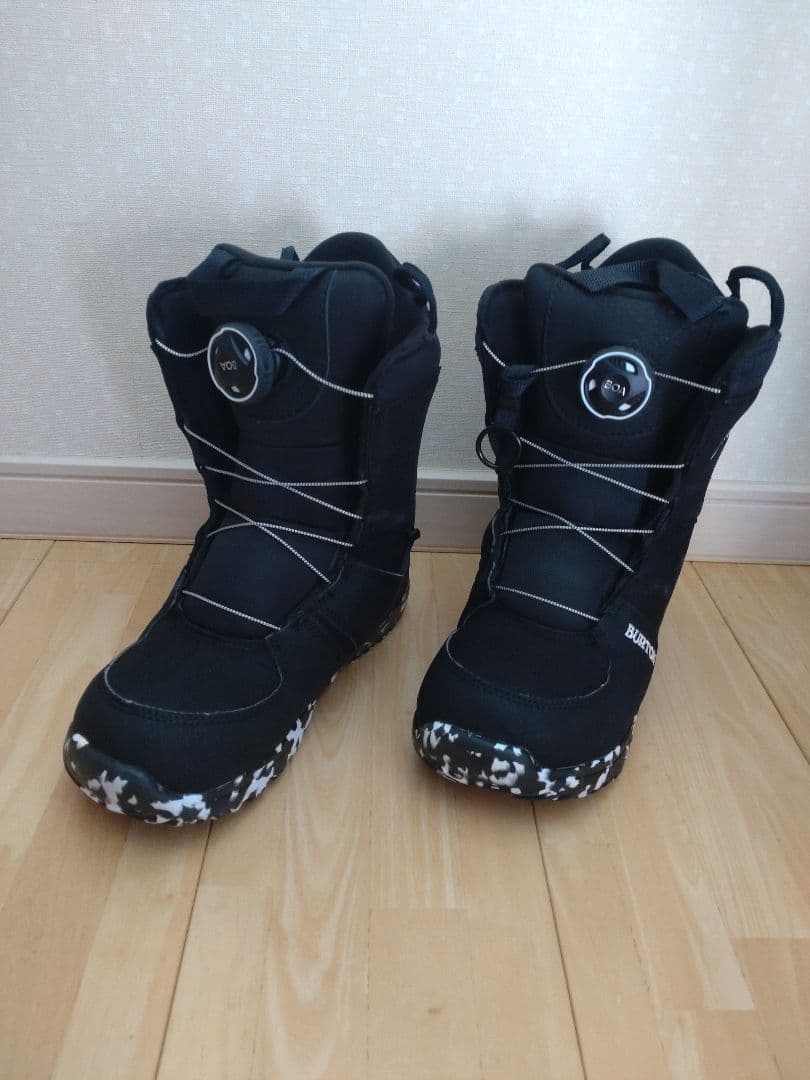 【Burton スノーボードブーツ Grom Boa21-22モデル】