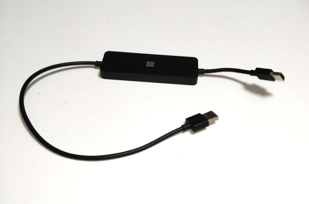 Microsoft 4K ワイヤレスディスプレイアダプター UTH-00036