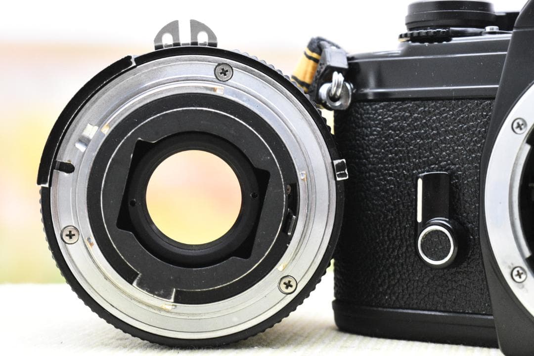 【整備済】 Nikon EM + Micro-NIKKOR 55mm F2.8