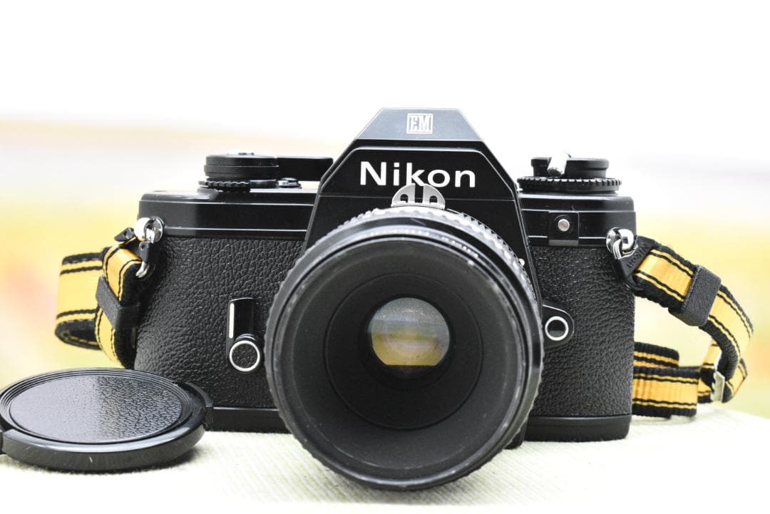 【整備済】 Nikon EM + Micro-NIKKOR 55mm F2.8